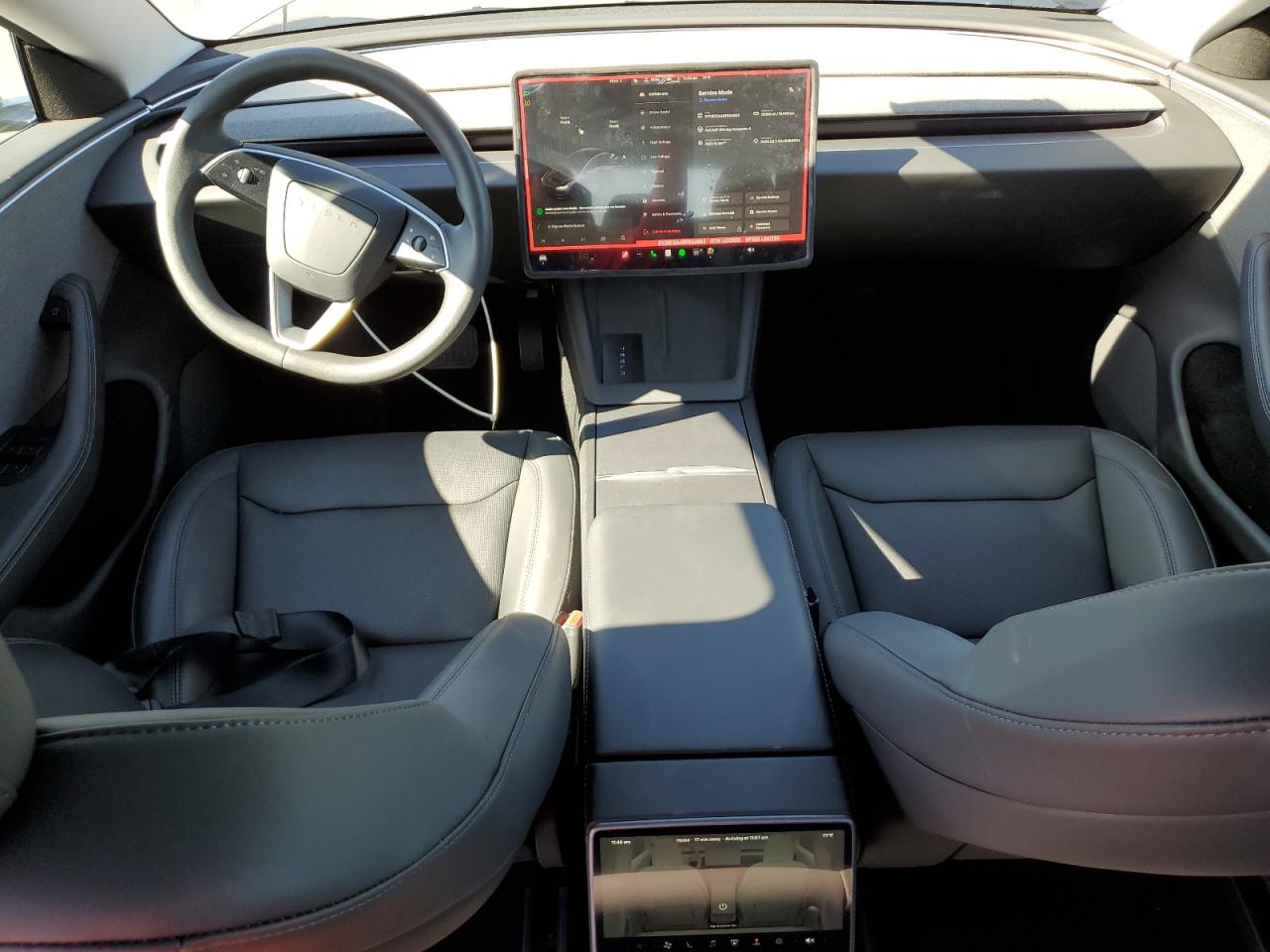 Tesla Model 3 Image 11