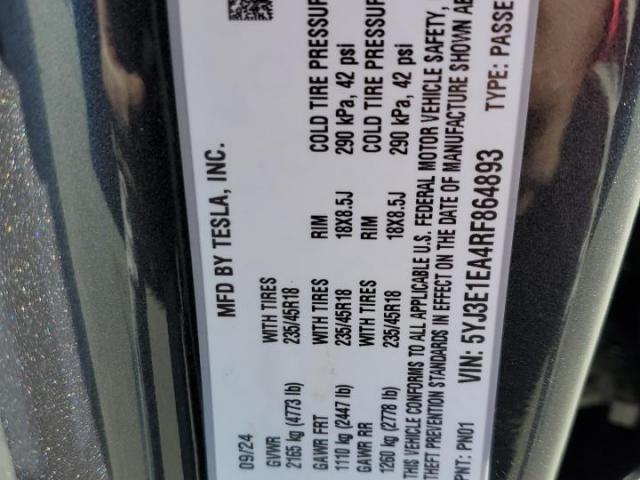 Tesla Model 3 Image 4