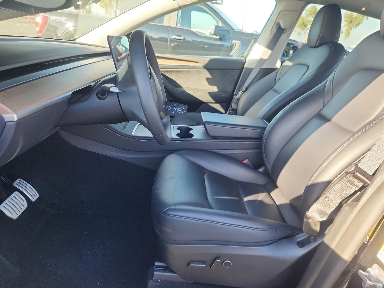 Tesla Model Y Image 4