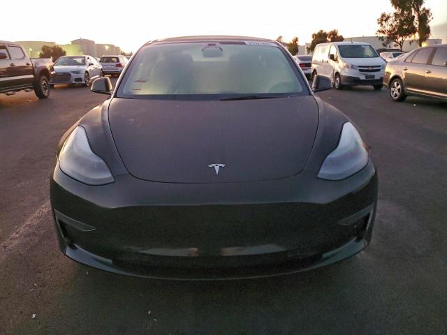 Tesla Model 3 Image 10