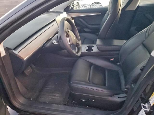 Tesla Model 3 Image 4