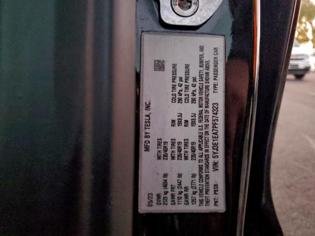 Tesla Model 3 Image 12