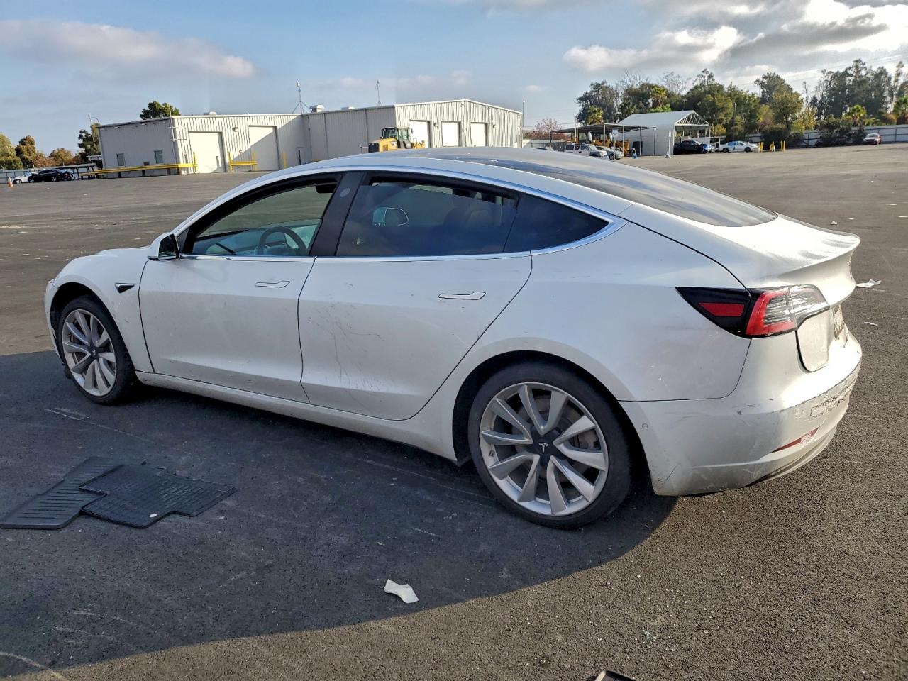 Tesla Model 3 Image 2