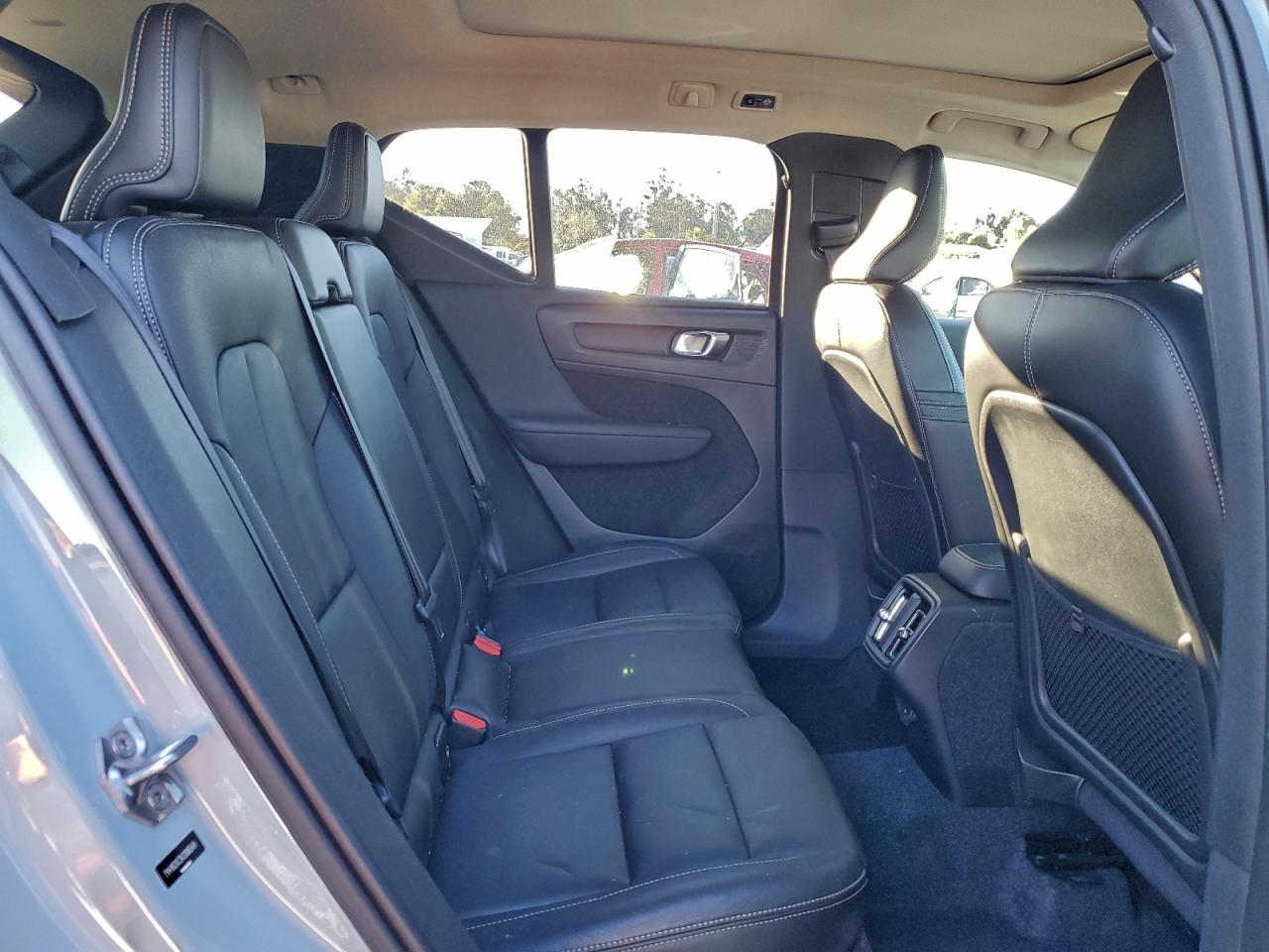 Volvo XC40 T5 Momentum Image 10