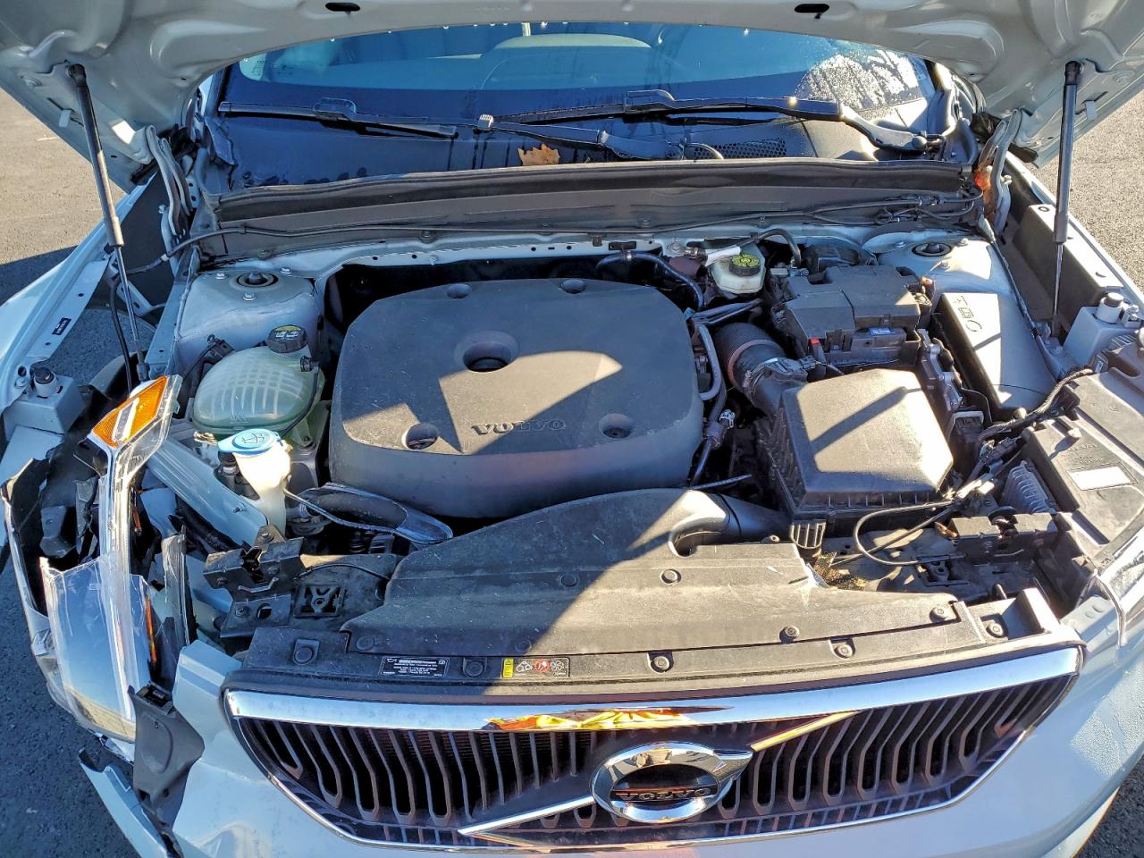 Volvo XC40 T5 Momentum Image 11